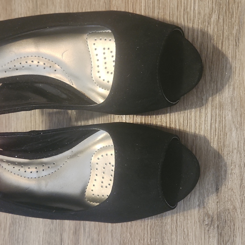 Womens NWT Deflex Comfort Heels - Picture 2 of 6